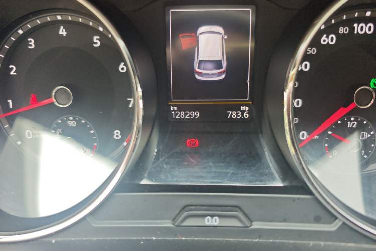 Used Volkswagen Tiguan L 2019 330TSI Automatic Two-Wheel Drive Smart Luxury Version China V Emission Standard
