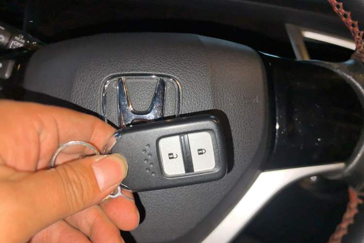 Used Honda Jade 2014 1.8L Automatic Comfort Elite Version 5 Seats
