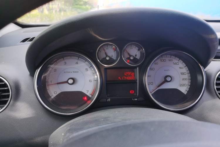 Used Peugeot 408 2013 2.0L Manual Comfort Edition Instrument Cluster