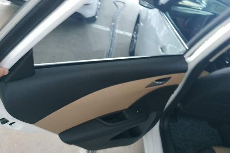 Used Chevrolet Monza 2020 320 Automatic Enjoyment Edition