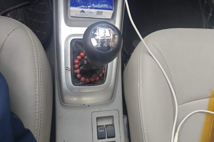 Used Changan Alsvin V3 2012 1.3L Manual Comfort Version China IV Standard
