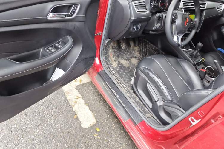 Used Roewe i5 2019 1.5L Manual 4G Connect Leehao Flagship Edition