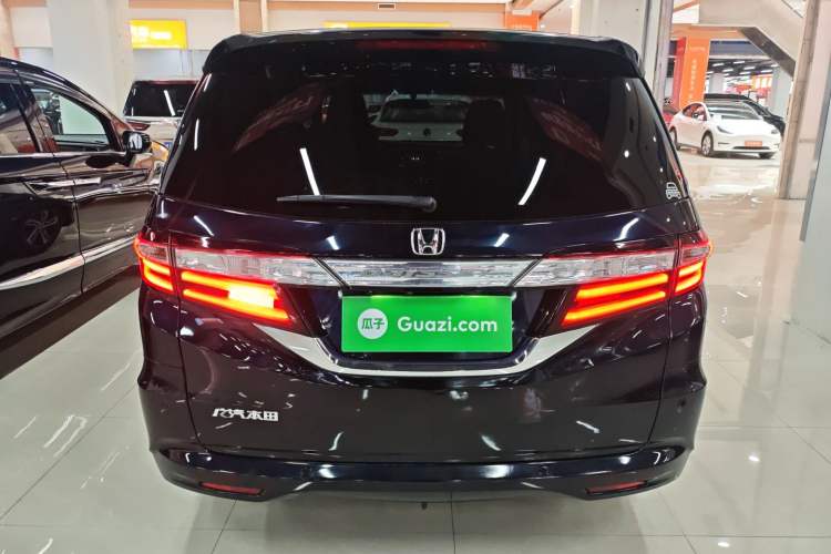Used Honda Odyssey 2015 Updated Version 2.4L Smart Edition
