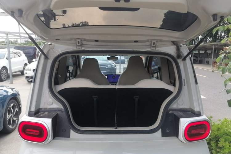 Used Wuling Hongguang MINIEV 2024 3rd Generation 215km Youth Edition
