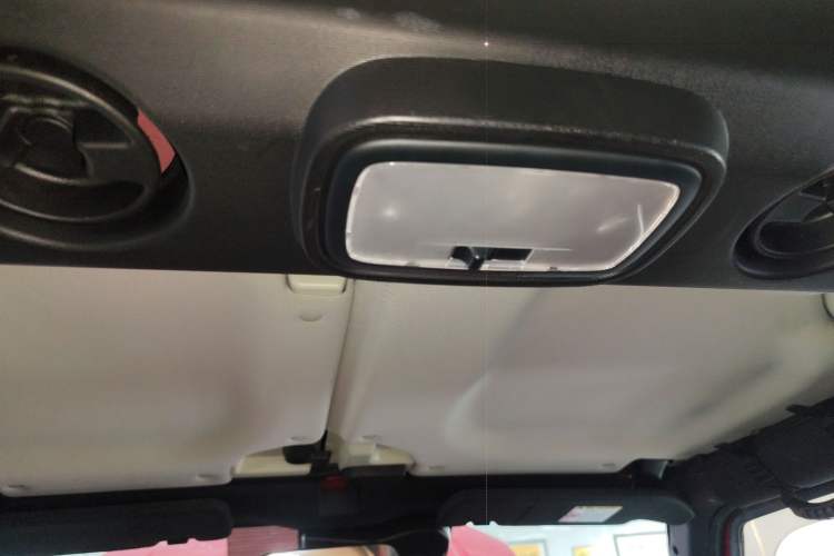 Used BAIC Off-Road BJ40 2020 2.0T Automatic Two-Wheel Drive Urban Hunter Edition Chivalrous Type
