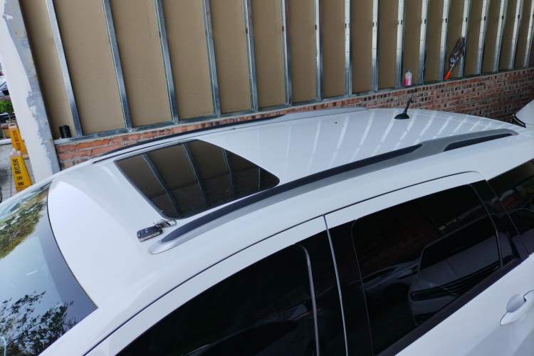 Used Chevrolet Lova RV 2016 1.5L Automatic Smart Drive Edition Roof