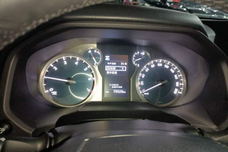 Used Toyota Prado 2018 3.5L Automatic TX-L with Rear-Mounted Spare Tire
