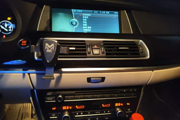 Used BMW 5 Series GT 2010 535i Leading Model Audio And AC Panel