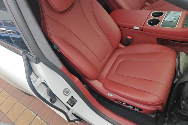 Used Hima Luxeed R7 2025 Range-Extended Version 251 km Max
