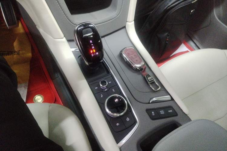 Used Cadillac XT5 2024 2.0T All-Wheel-Drive Luxury Version (Hummingbird Edition)
