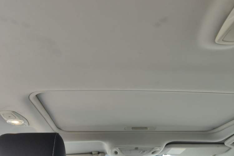 Used Ford Focus 2012 Hatchback 2.0L Automatic Luxury Sport Model
