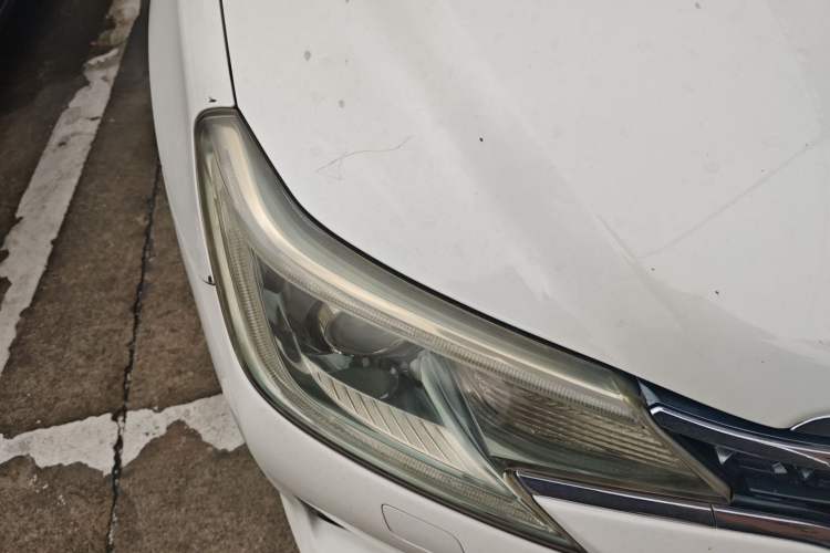 Used Toyota Reiz 2013 2.5V Shangrui Edition Right Front Headlight