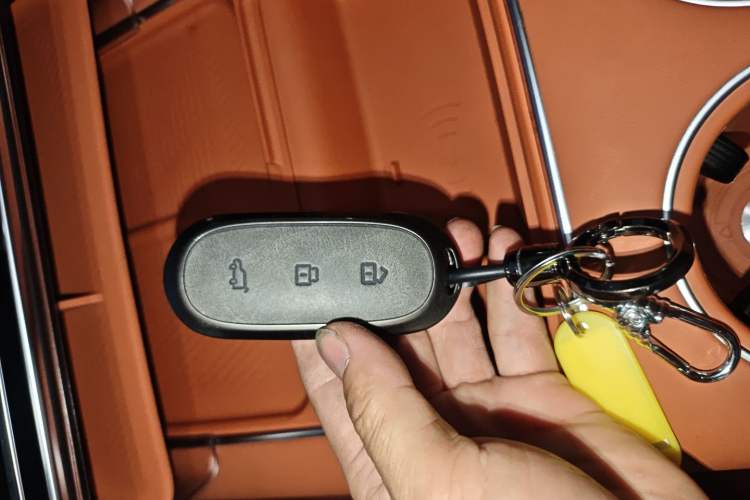 Used Li Auto L8 2023 Pro Model
