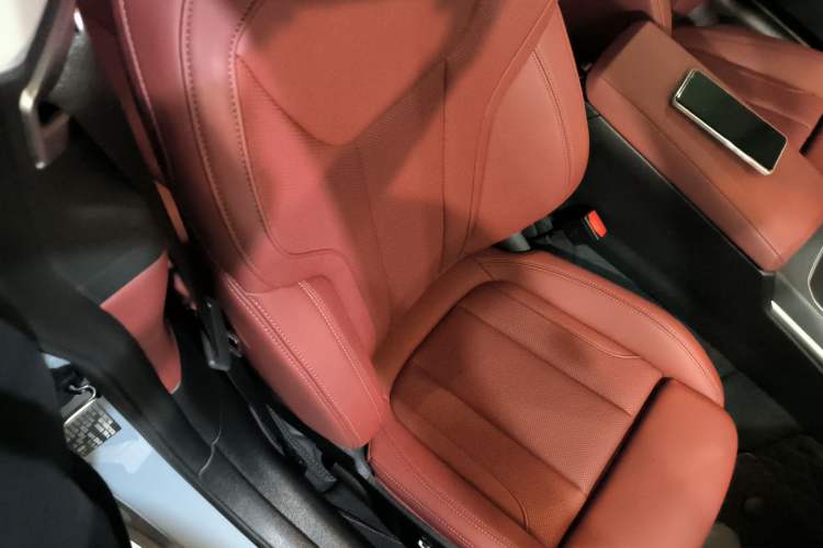 Used BMW 4 Series 2024 425i M Sport Package Right Front Seat