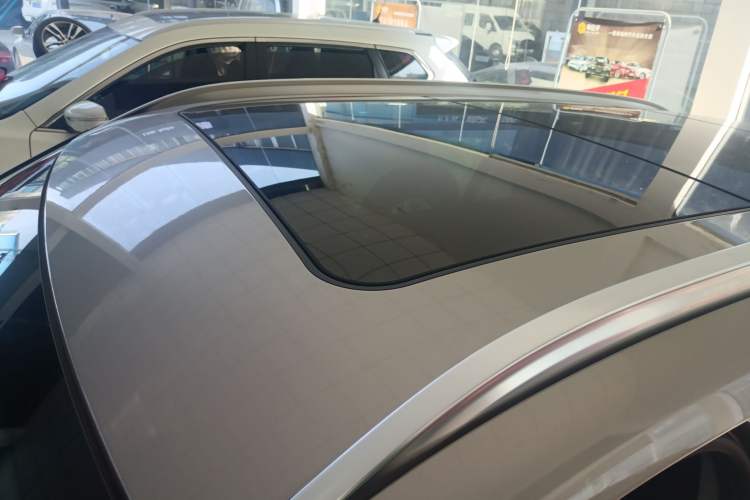 Used BMW X1 2019 sDrive18Li Premium Edition Roof