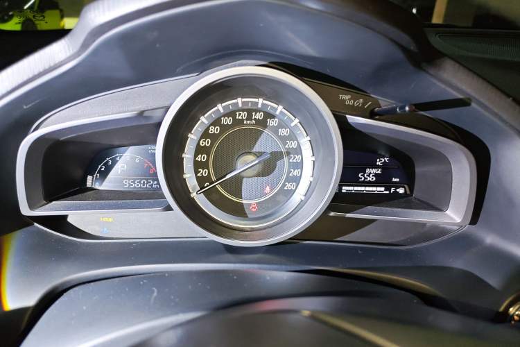 Used Mazda CX-4 2016 2.0L Automatic 2WD Blue Sky Luxury Edition
