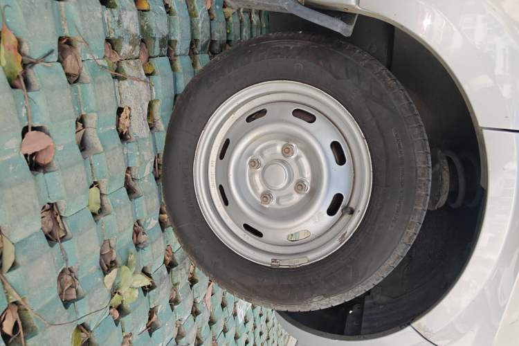 Used BAIC Weiwang 306 2016 1.2L Basic Version 7 Seats A12 China V Emission Standard
