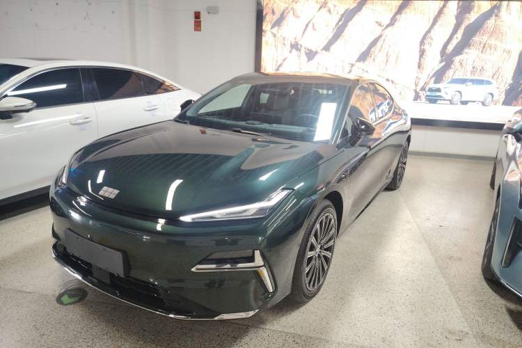 Used Geely Galaxy 8 2025 130km EM-i Flagship Edition