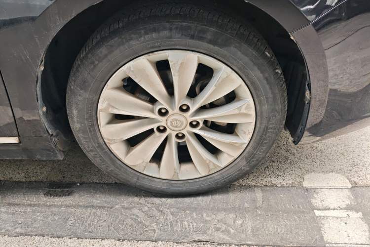 Used CHANGAN Raeton 2014 1.8T Automatic Prestige Anniversary Edition China IV Standard Right Front Wheel Hub