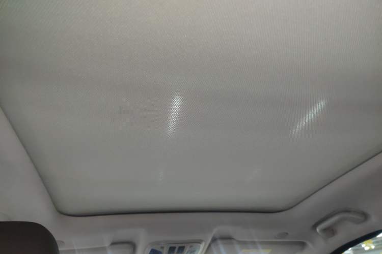 Used Wey VV6 2021 2.0T Two-Wheel Drive Smart Plus