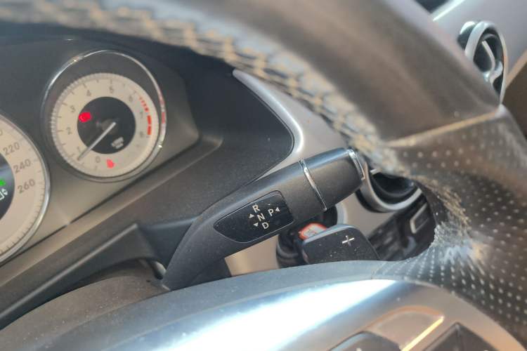 Used Mercedes-Benz GLK-Class 2015 GLK 260 4MATIC Fashion Edition Ultimate Version