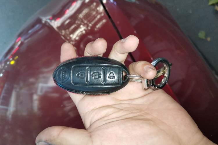 Used Nissan Tiida 2016 1.6L CVT Smart Drive Edition Vehicle Key