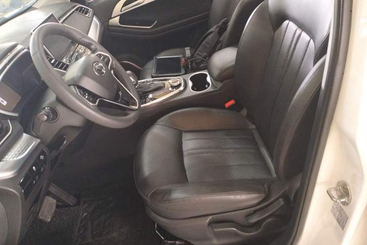 Used Soueast DX7 2018 Prime 1.5T Automatic Smart Connect Starry Sky Edition China V Standard