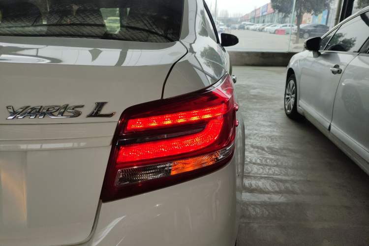 Used Toyota YARiS L  Zhi Xiang 2017 1.5E CVT Dynamic Edition

