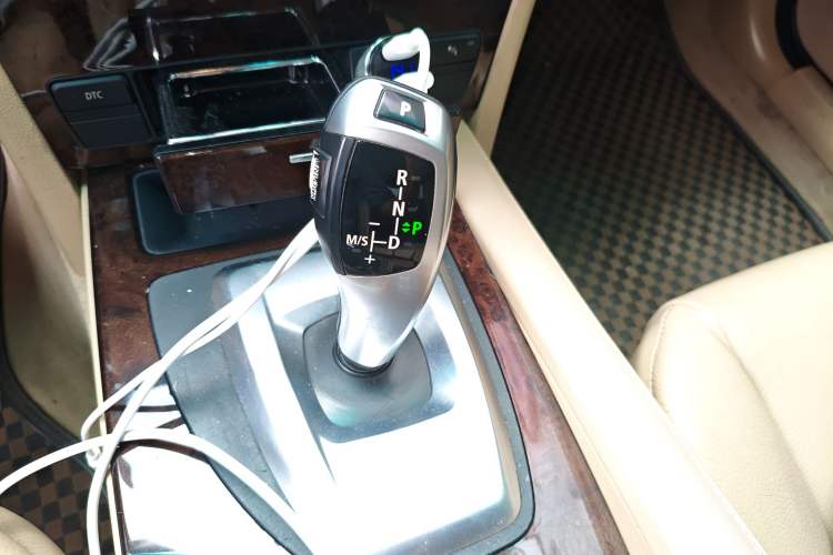 Used BMW 5 Series 2010 520Li Leading Model Gear Lever