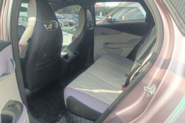 Used BYD Dolphin 2023 420 km Fashion Edition
