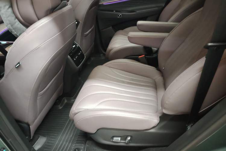 Used Chery Fengyun T10 2024 210 Luxury Edition Left Rear Seat