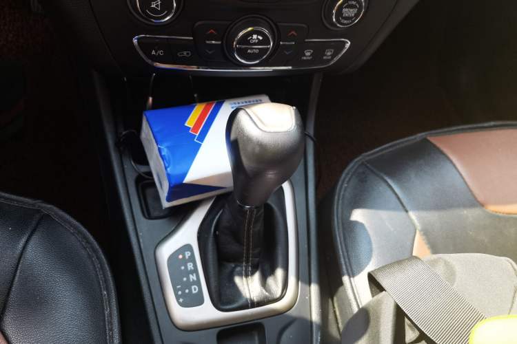 Used Jeep Cherokee 2017 2.0L Superior Edition