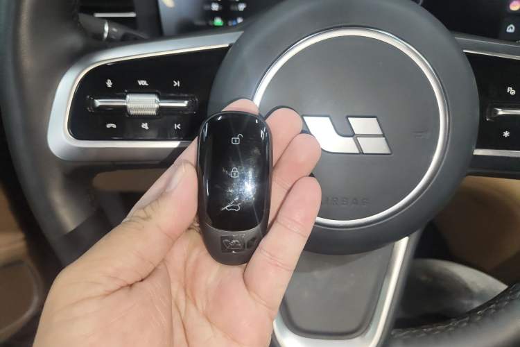 Used Li Auto ONE 2021 Extended-Range 6-Seater Version Interior 1