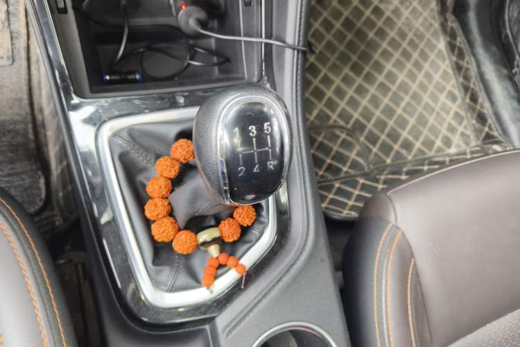 Used CHANGAN CS35PLUS 2018 1.6L Manual Changlian Edition China V Standard