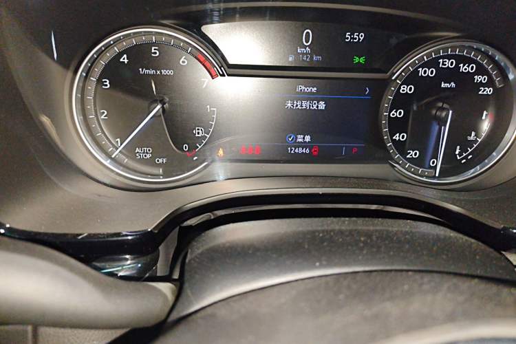 Used Cadillac XT5 2021 2.0T Two-Wheel Drive Luxury Version Odometer Close Up