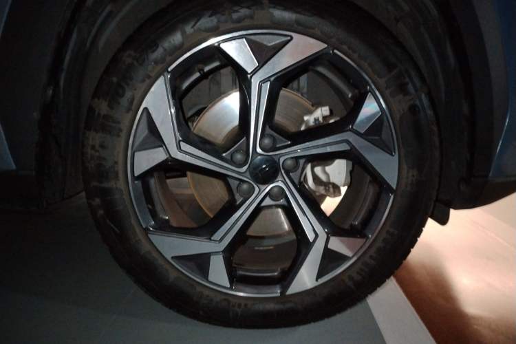 Used Geely Auto FX11 2023 1.5TD DCT Prestige Edition
