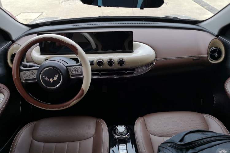 Used Wuling Bingo 2023 410 km Lingxi Deluxe Edition
