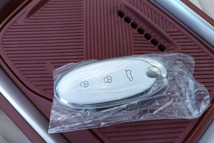 Used Dongfeng NAMMI 01 2026 Model Originality Edition 330Plus
