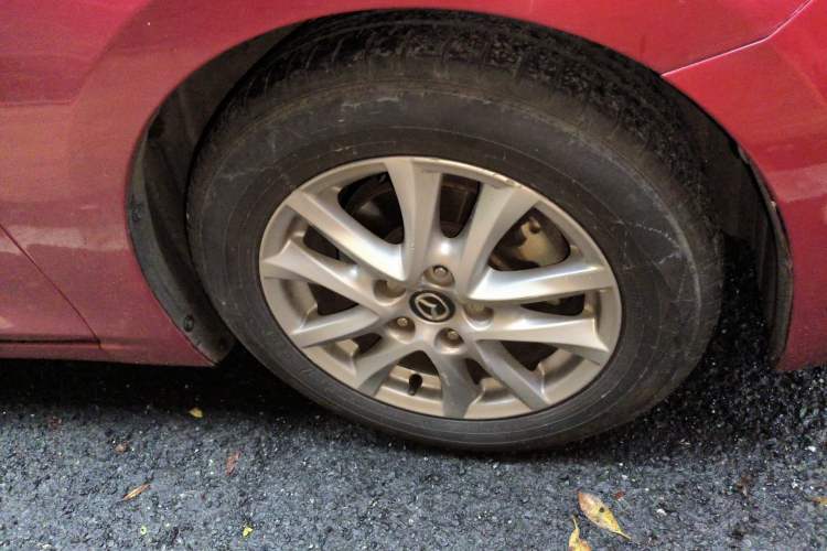 Used Mazda 3 Axela 2016 Sedan 1.5L Automatic Comfort Model Right Front Wheel Hub