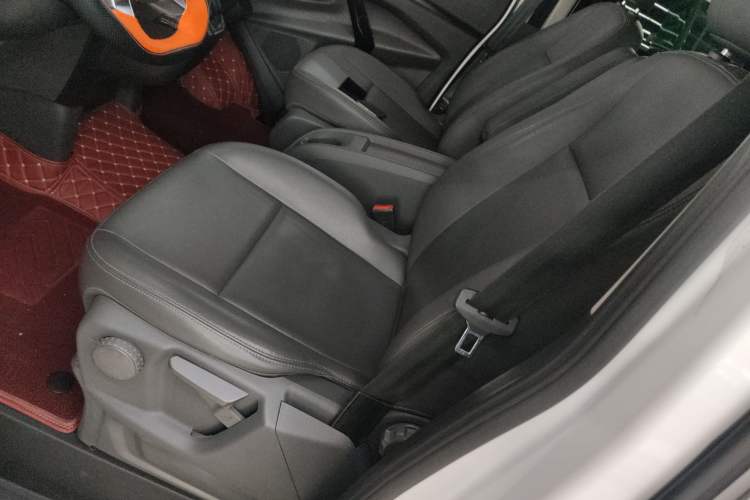 Used Ford Tourneo Custom 2020 2.0T Automatic Elite Edition China VI Standard