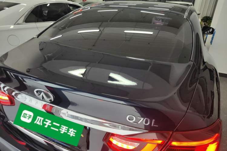 Used Infiniti Q70 2017 Q70L 2.5L Elite Edition