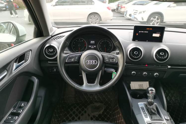 Used Audi A3 2017 Sportback 35 TFSI Fashion Model