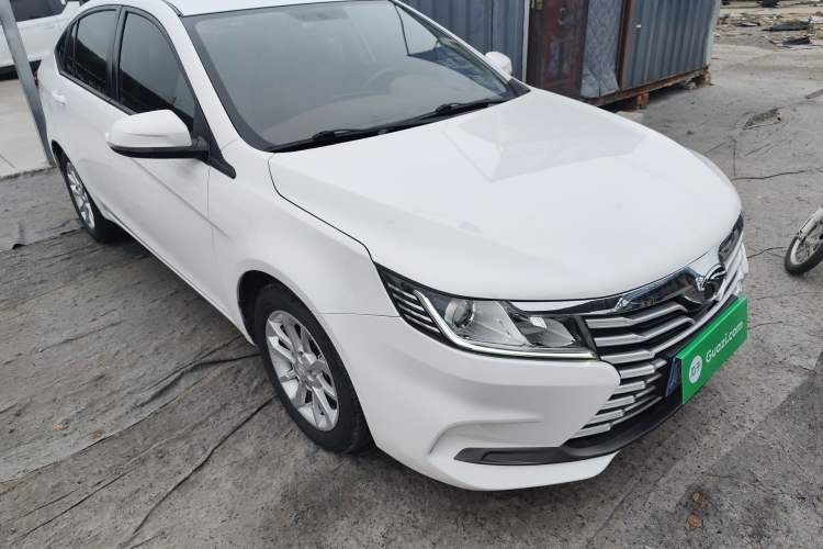 Used Soueast A5 Wing Dance 2019 1.5L CVT Wingzun Edition China VI compliant Front Right 45 Deg