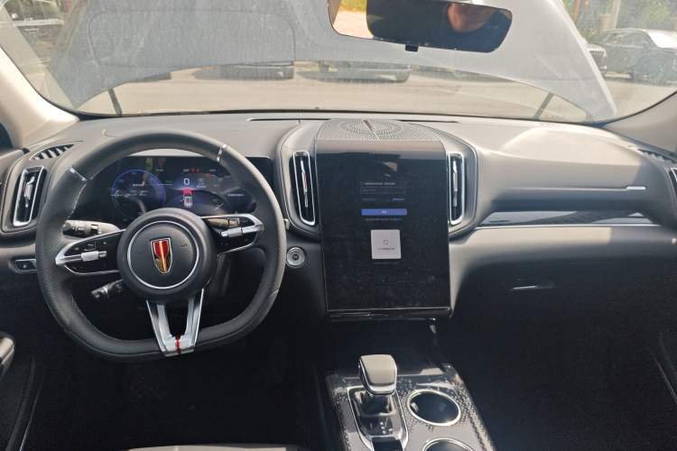 Used Hongqi HS3 PHEV 2025 Model 117km Jingwei Edition