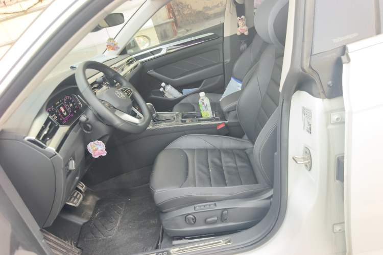 Used Volkswagen FAW-Volkswagen CC 2024 380TSI Striking All-Encompassing Edition