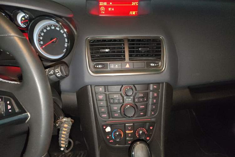 Used Opel Meriva 2013 1.4T Luxury Model