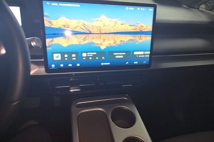 Used AION Y 2023 Plus 610 Enjoy Edition Audio And AC Panel
