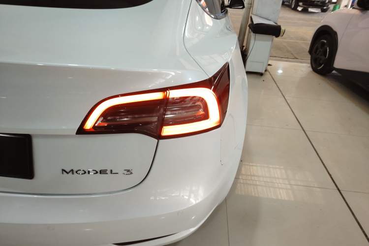 Used Tesla Model 3 2022 Rear-Wheel-Drive Version