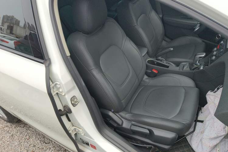 Used DS 5LS 2016 1.6T Style Edition THP160
