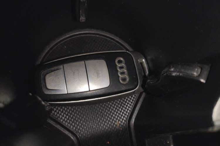 Used Audi Q3 2021 35 TFSI Fashion Dynamic Model
